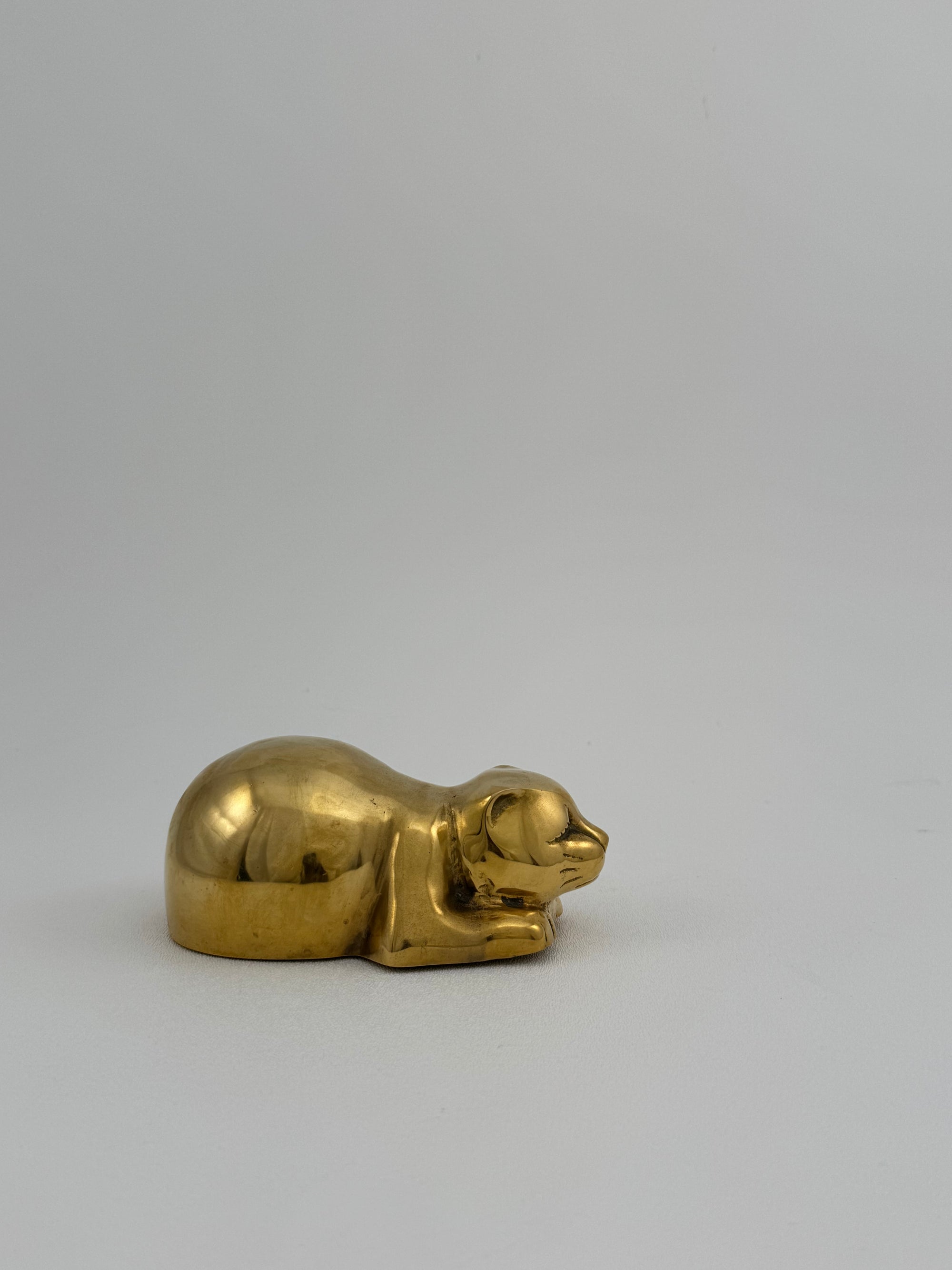 Sweet Vintage Brass Sleeping Cat