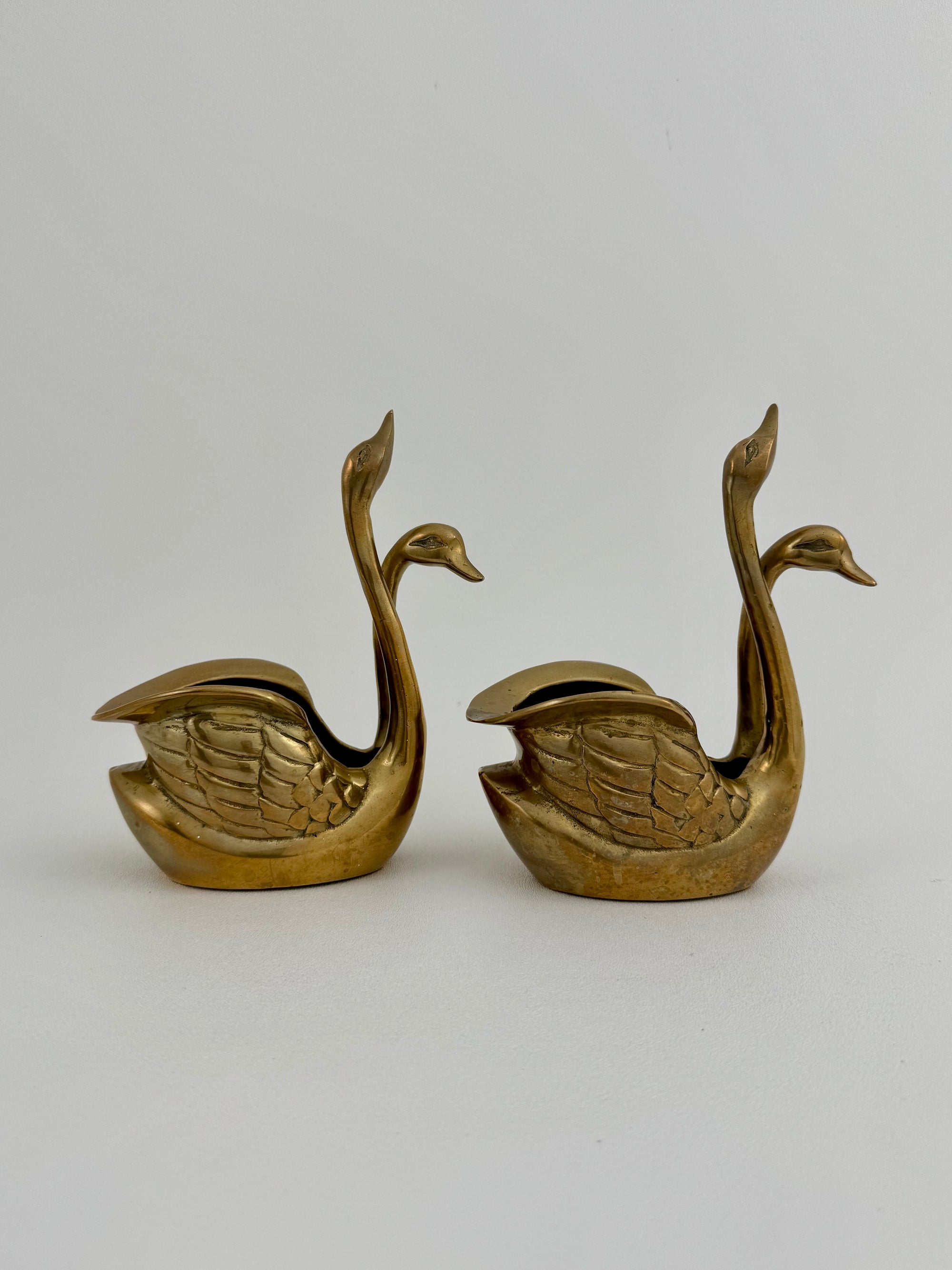 Small Pair of Vintage Brass Double Swan Planters – Hollywood Regency Stash Pots – 7”