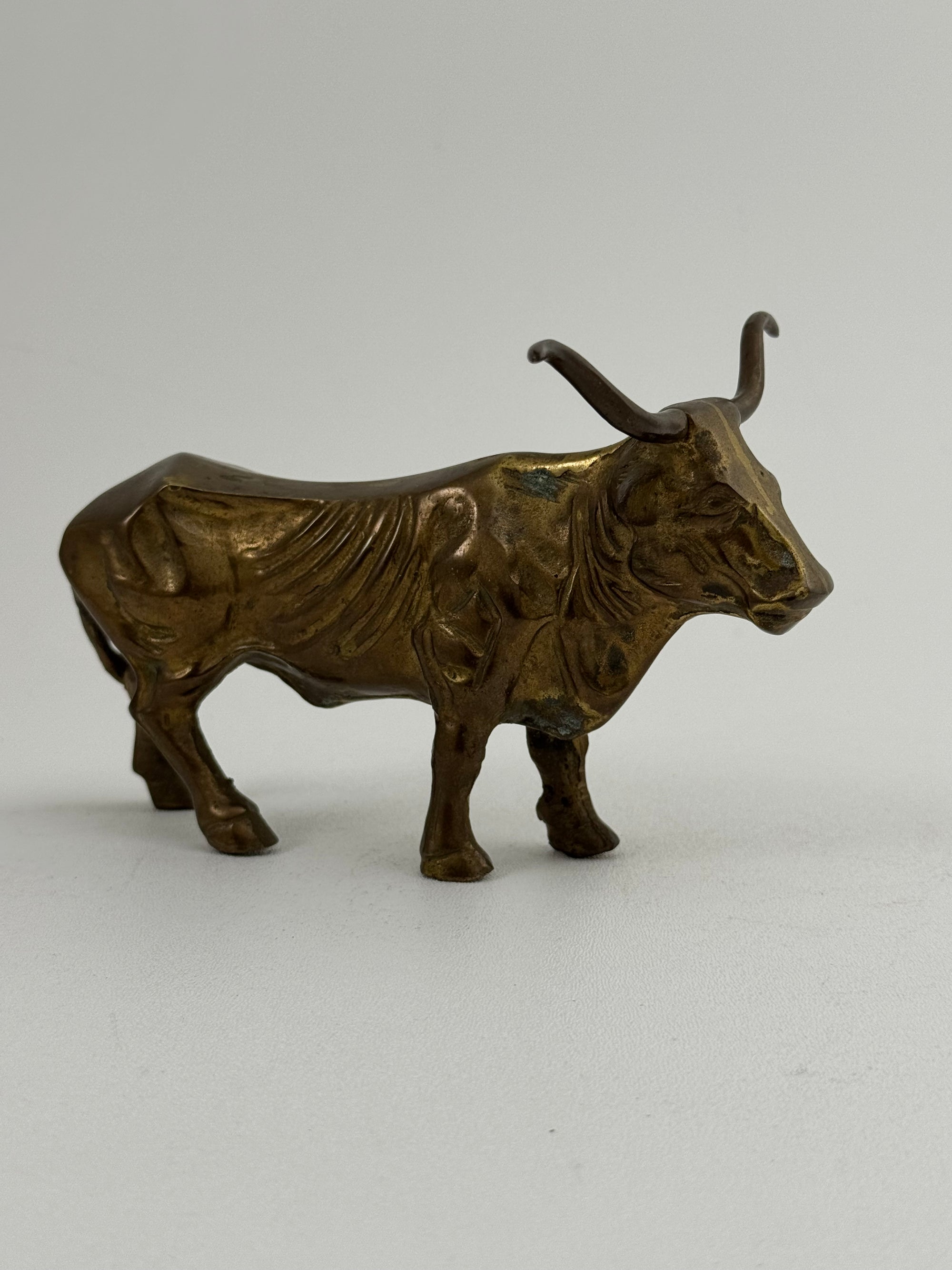 Vintage Brass Longhorn Bull Sculpture – 7.5” Long, 5.75” Horn Span, 4.75” Tall – Western-Southwestern-Texas Ranch Décor