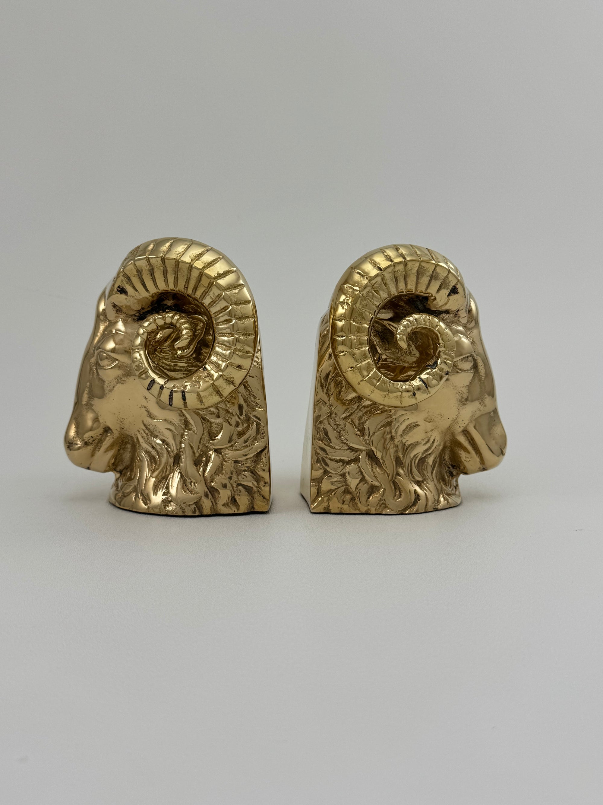 Mid-Century Brass Ram’s Head Bookends – Hollywood Regency Style