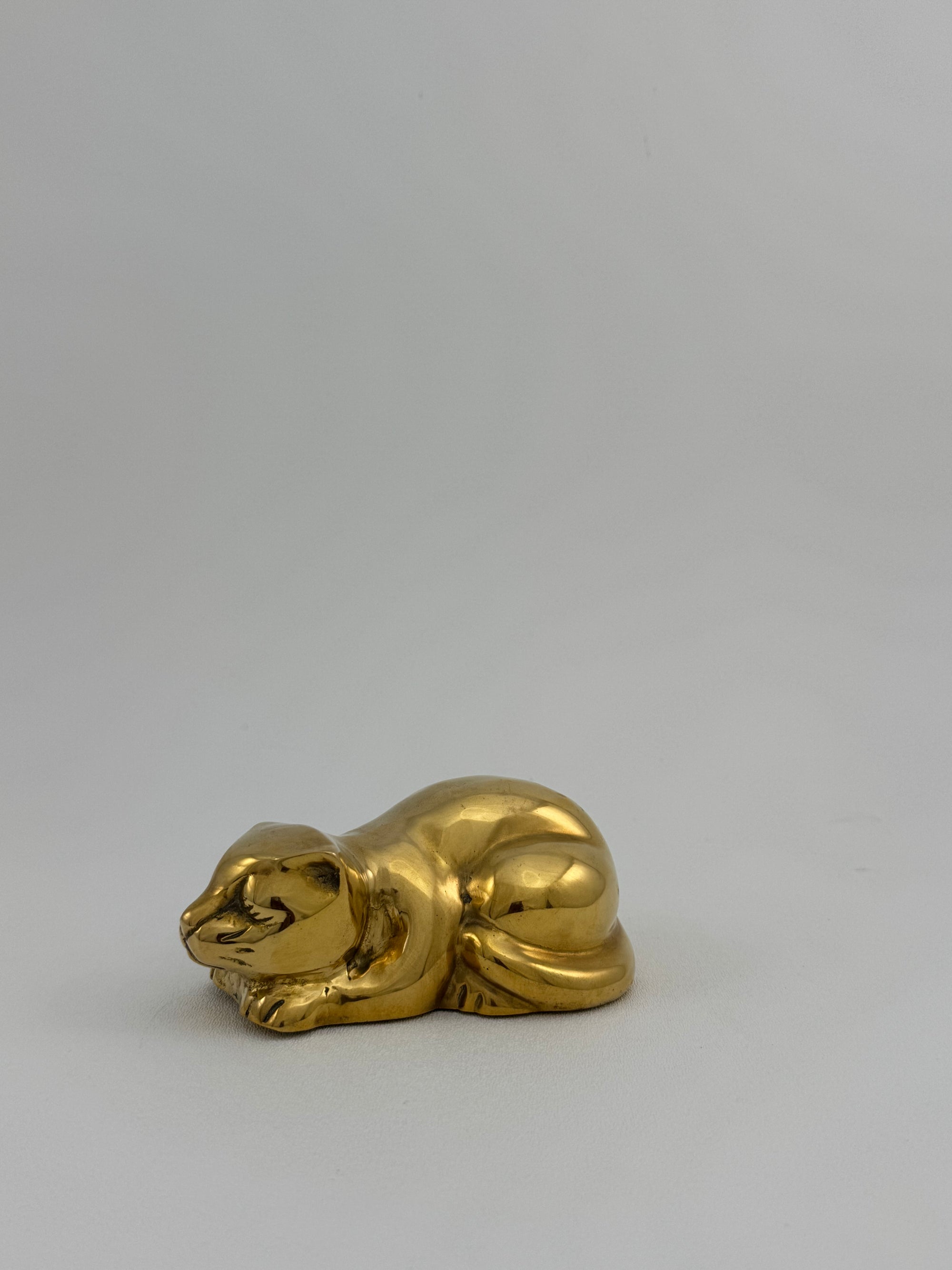 Sweet Vintage Brass Sleeping Cat