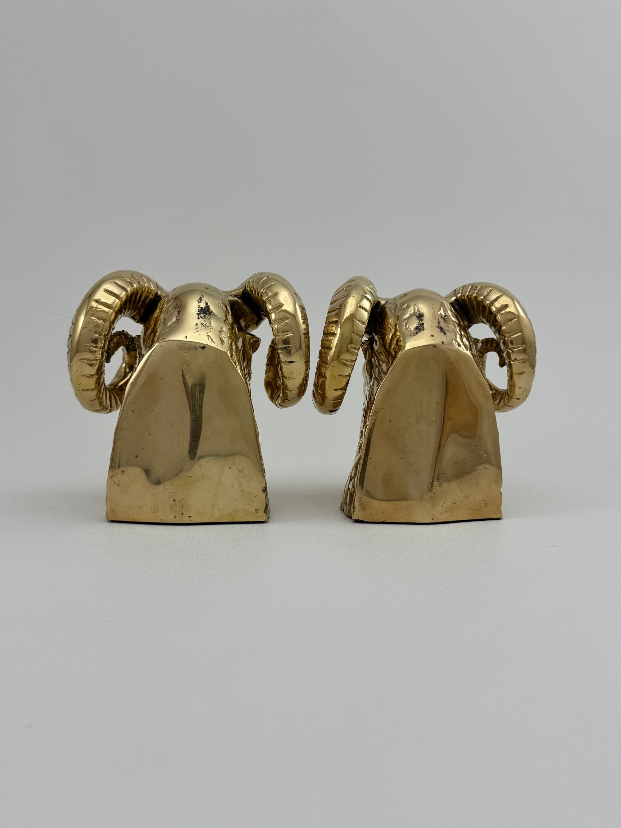 Mid-Century Brass Ram’s Head Bookends – Hollywood Regency Style