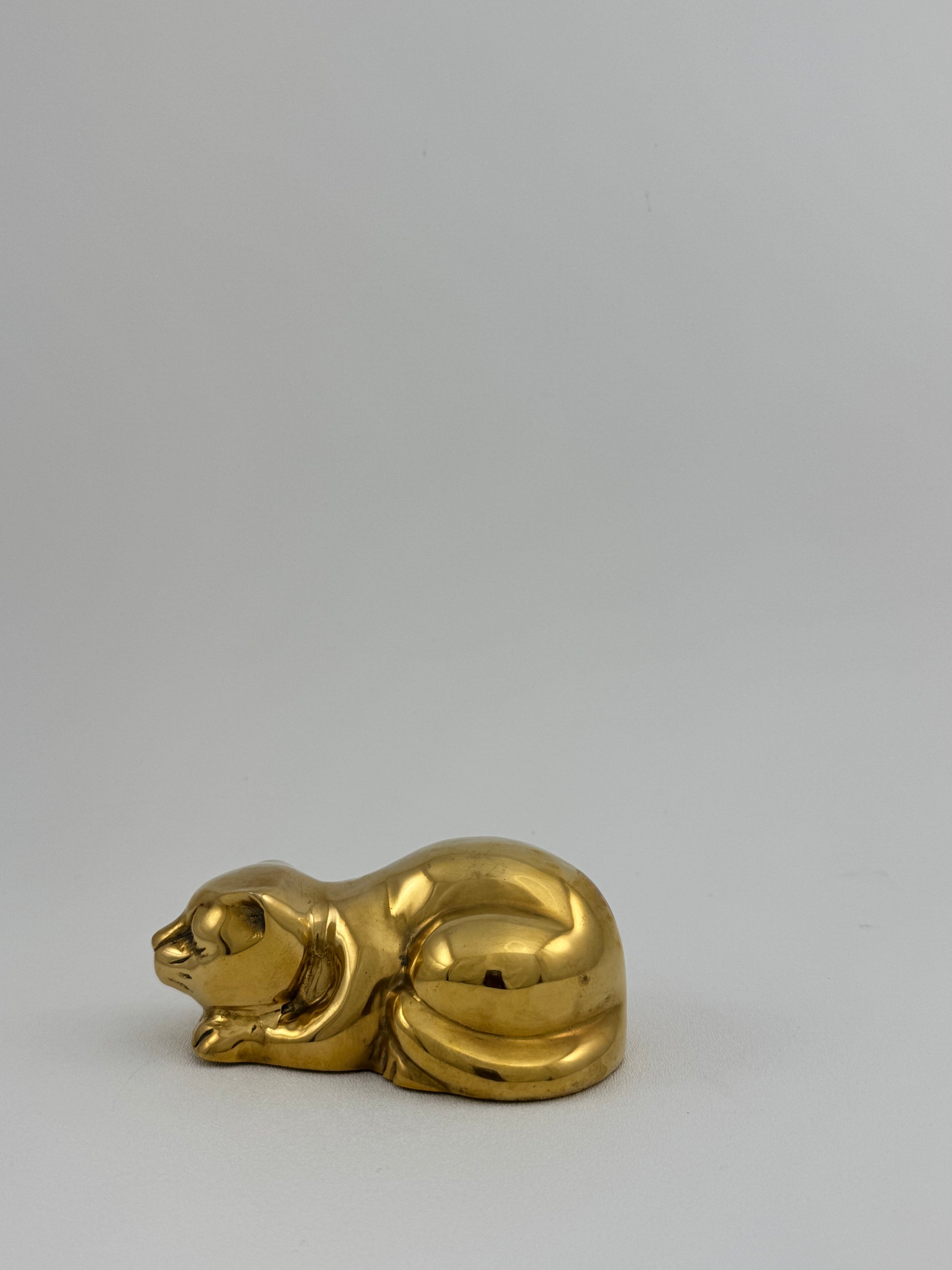 Sweet Vintage Brass Sleeping Cat