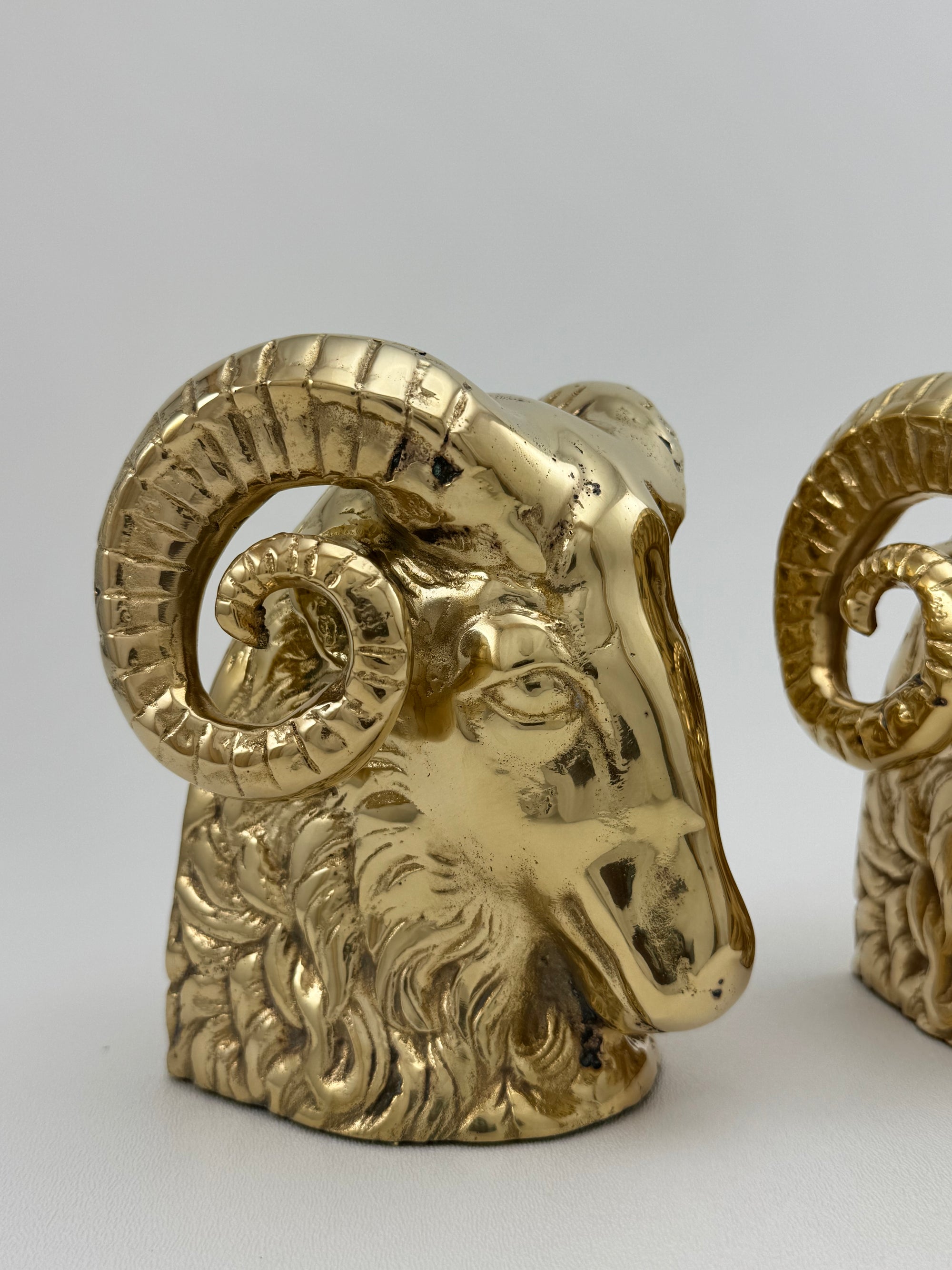 Mid-Century Brass Ram’s Head Bookends – Hollywood Regency Style