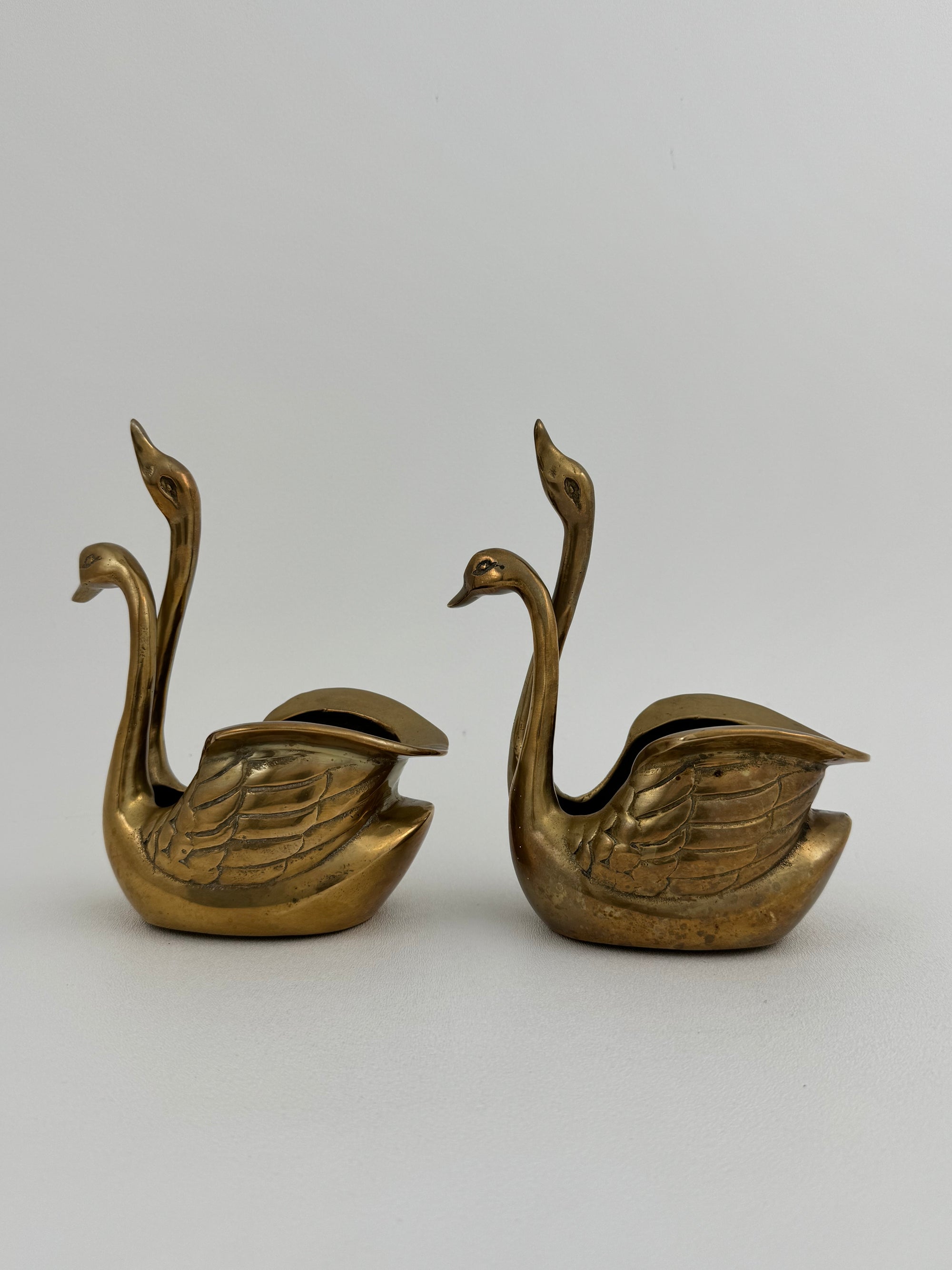 Small Pair of Vintage Brass Double Swan Planters – Hollywood Regency Stash Pots – 7”