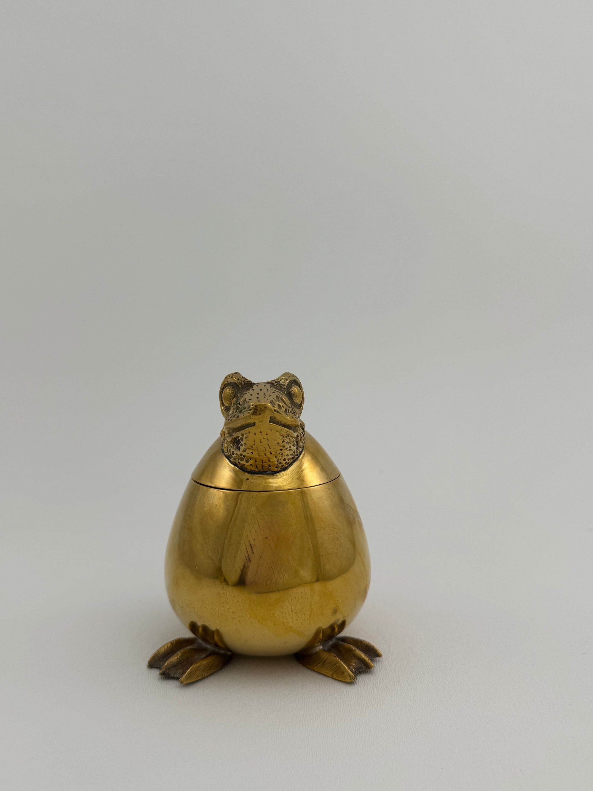 Vintage Brass Frog Lidded Trinket/Candle Pot