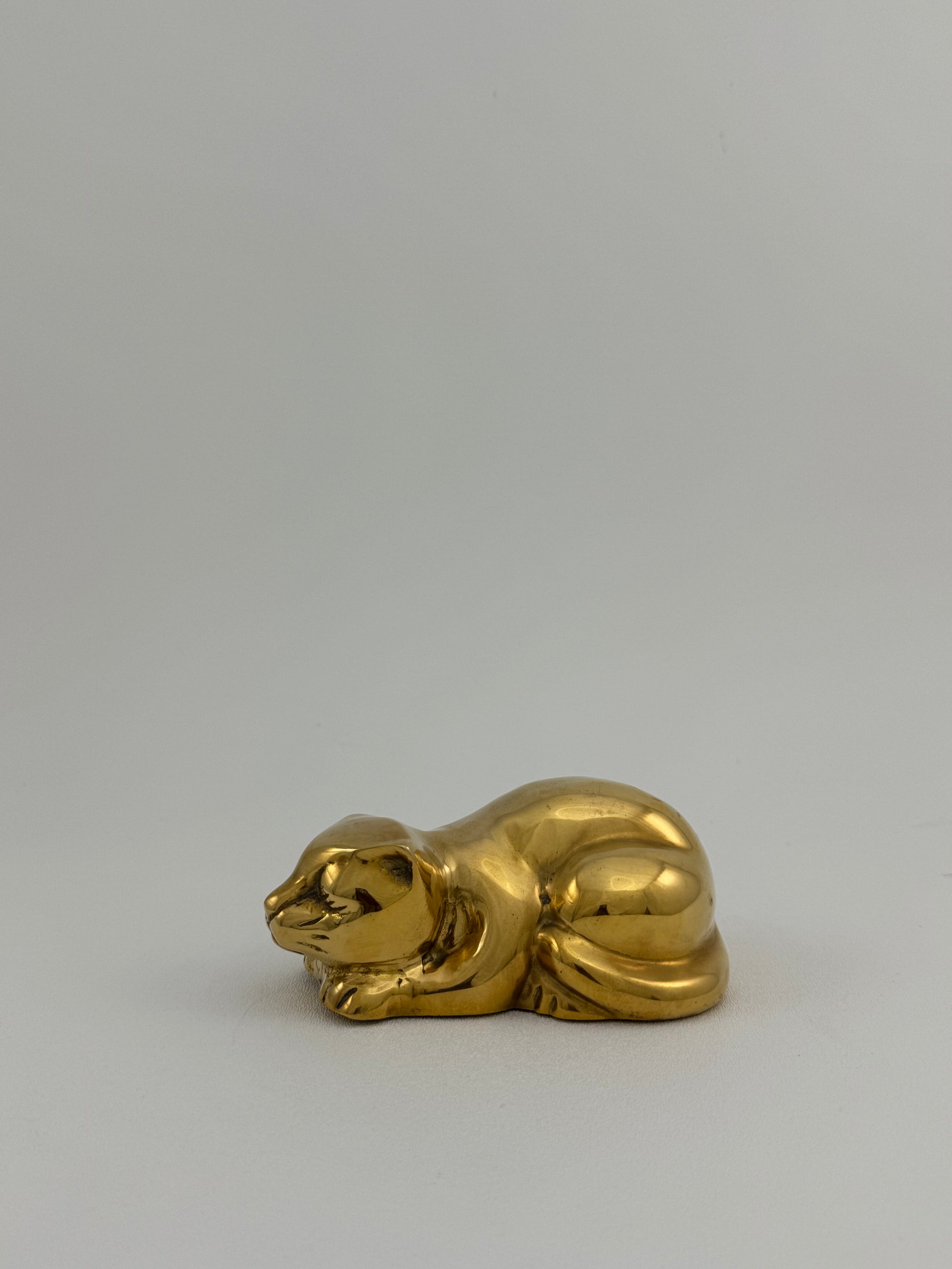Sweet Vintage Brass Sleeping Cat