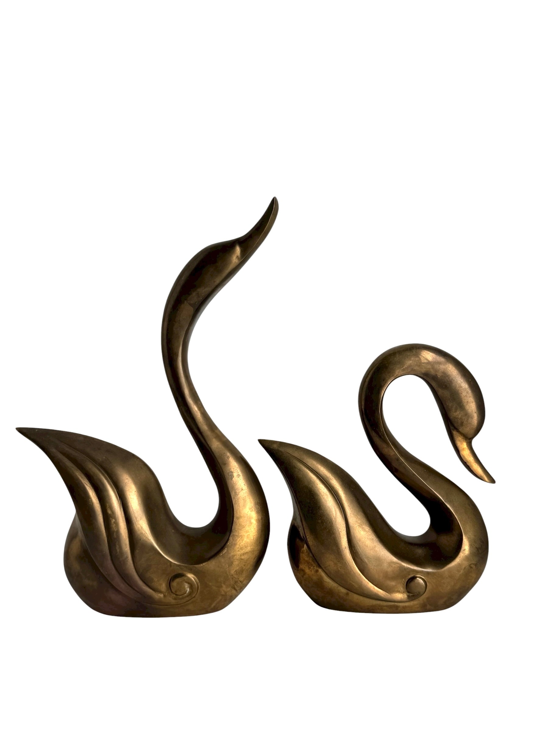 Vintage Brass Swan Sculptures – Elegant Mid-Century Pair