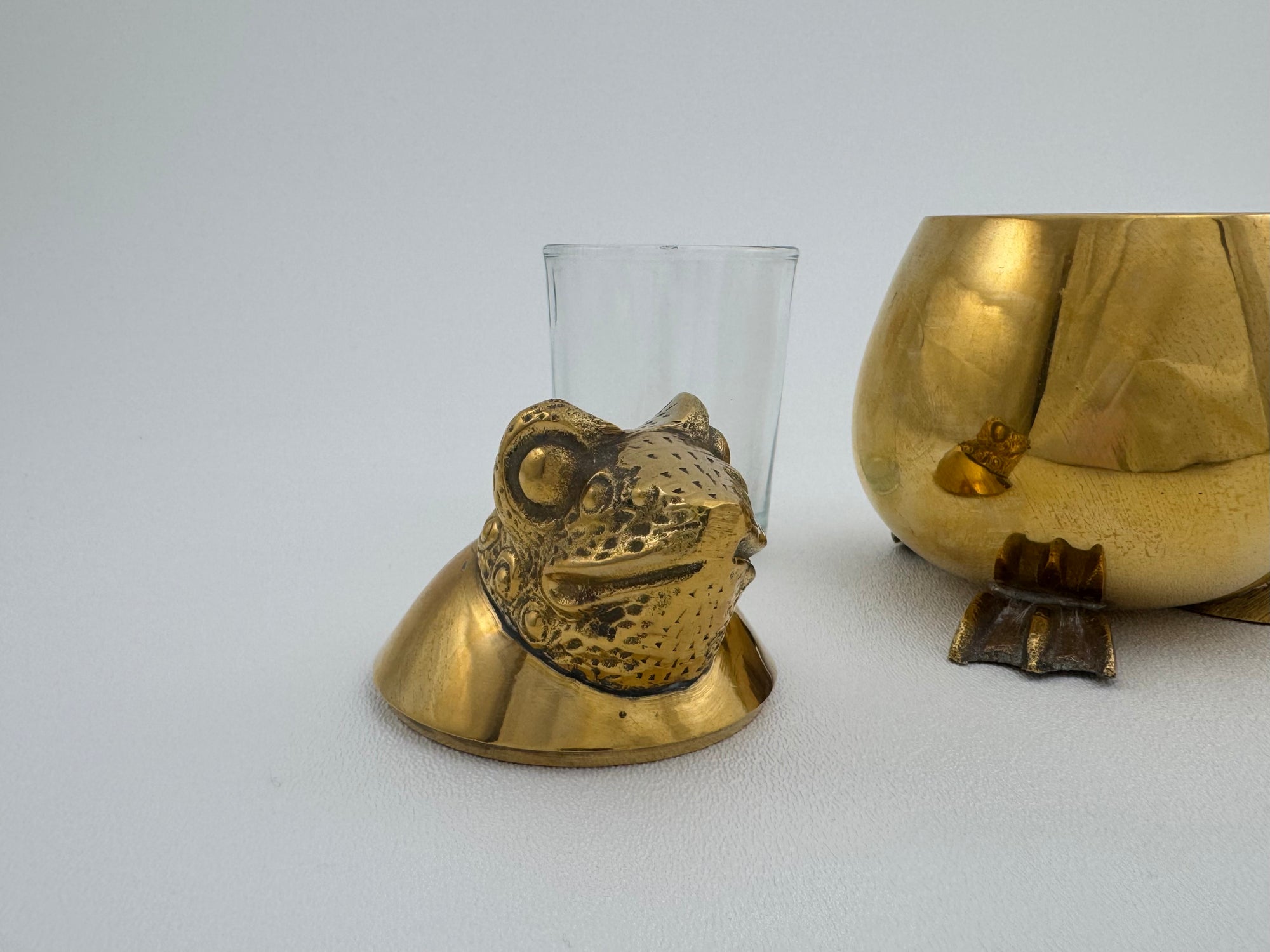 Vintage Brass Frog Lidded Trinket/Candle Pot