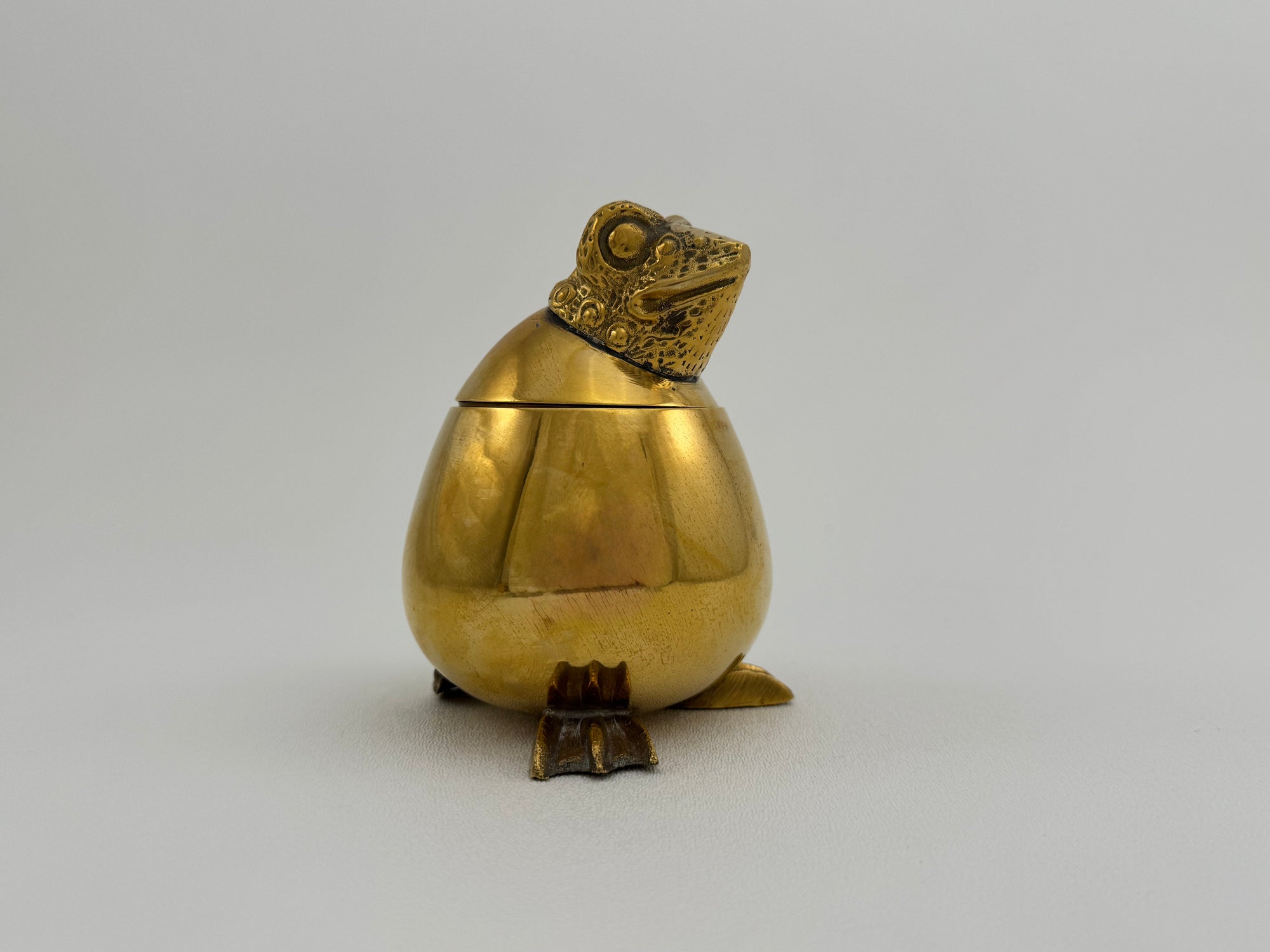 Vintage Brass Frog Lidded Trinket/Candle Pot