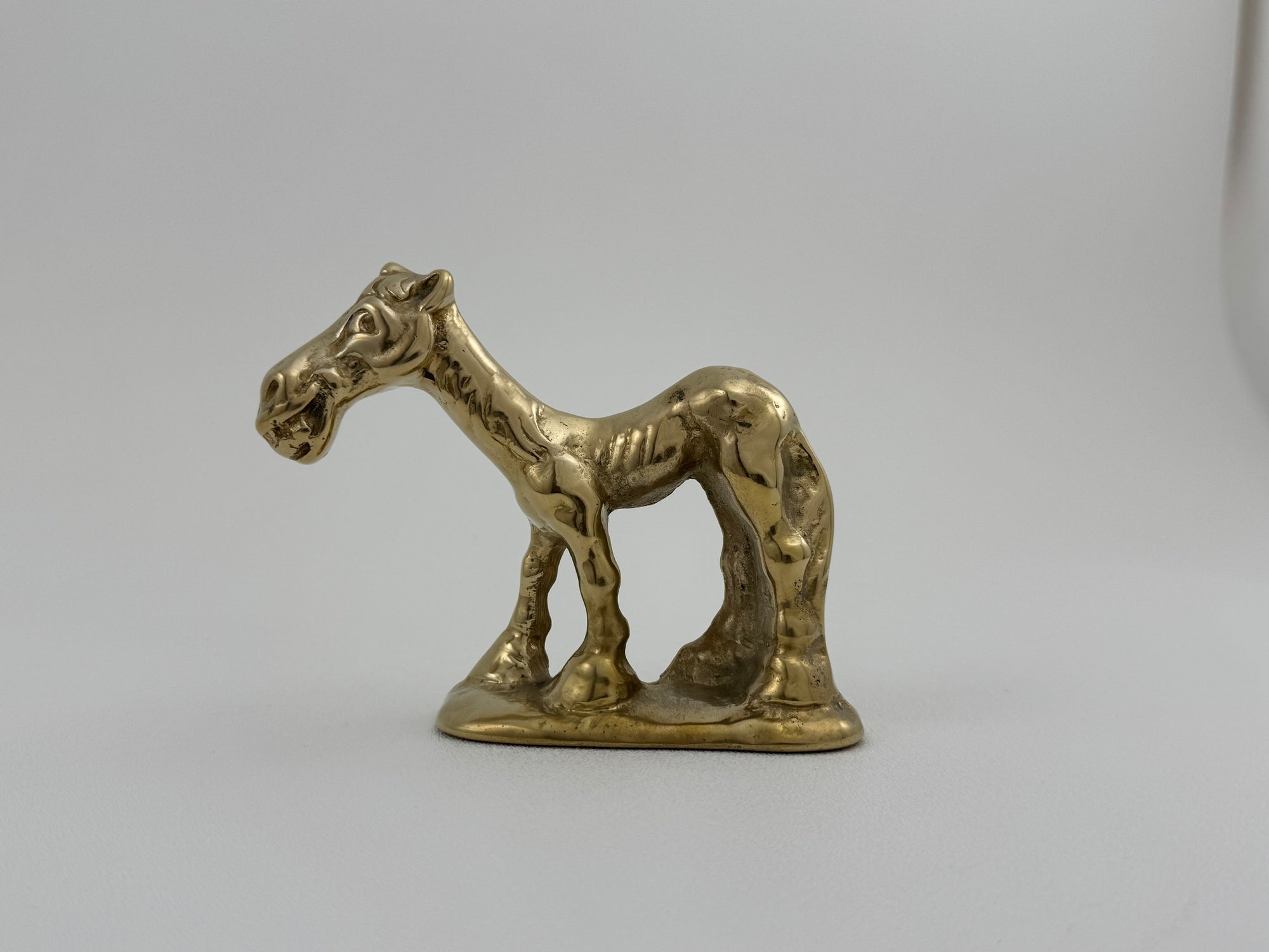 Vintage Brass Smiling Donkey: Cheeky Side-Eye Charm – The Perfect “Jackass” Gift