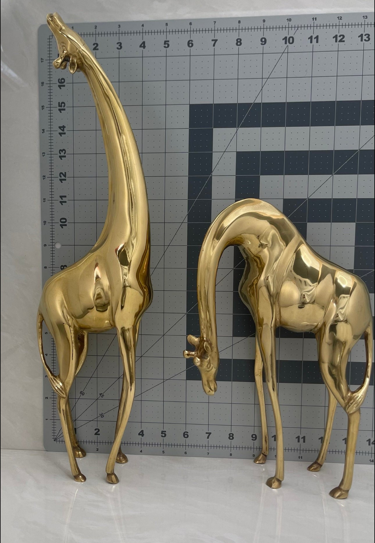 Vintage Brass Giraffe Pair – Tall Sculptural Mid Century Modern Figurines – Hollywood Regency Safari Decor – Statement Brass Animal Duo